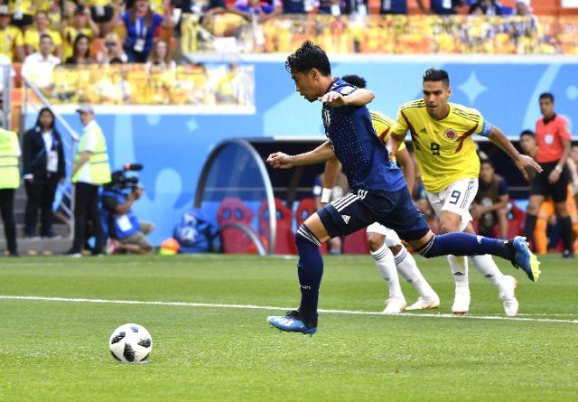 哥伦比亚日本任意球