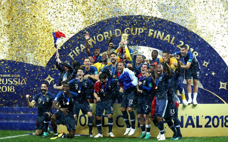 法国足球队世界排名第几位了