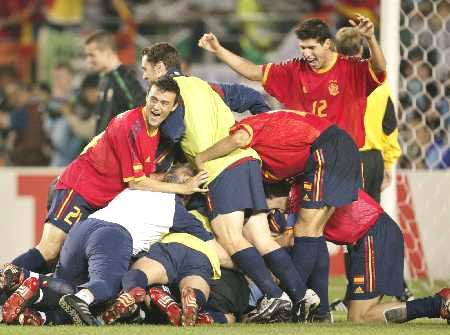 西班牙vs爱尔兰2002